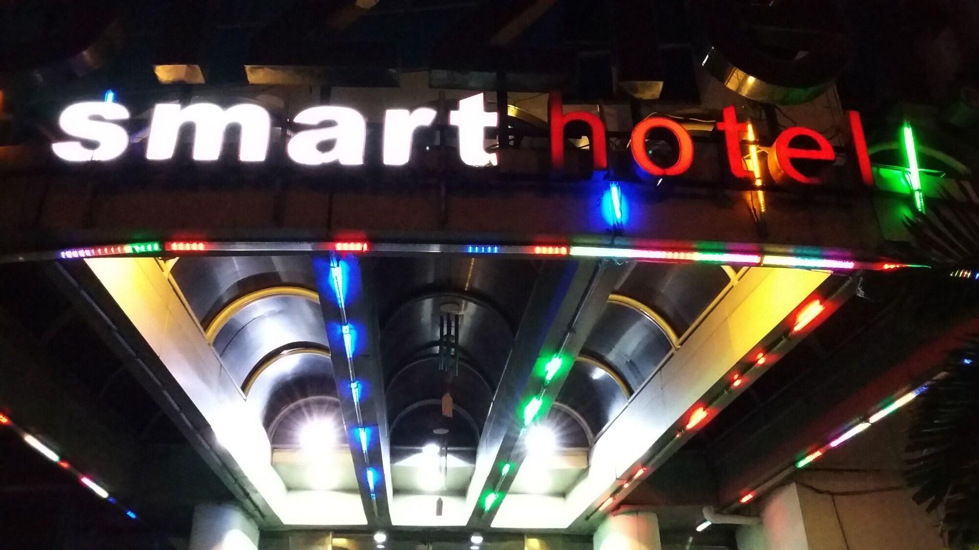 Smart Hotel Thamrin Jakarta Bagian luar foto