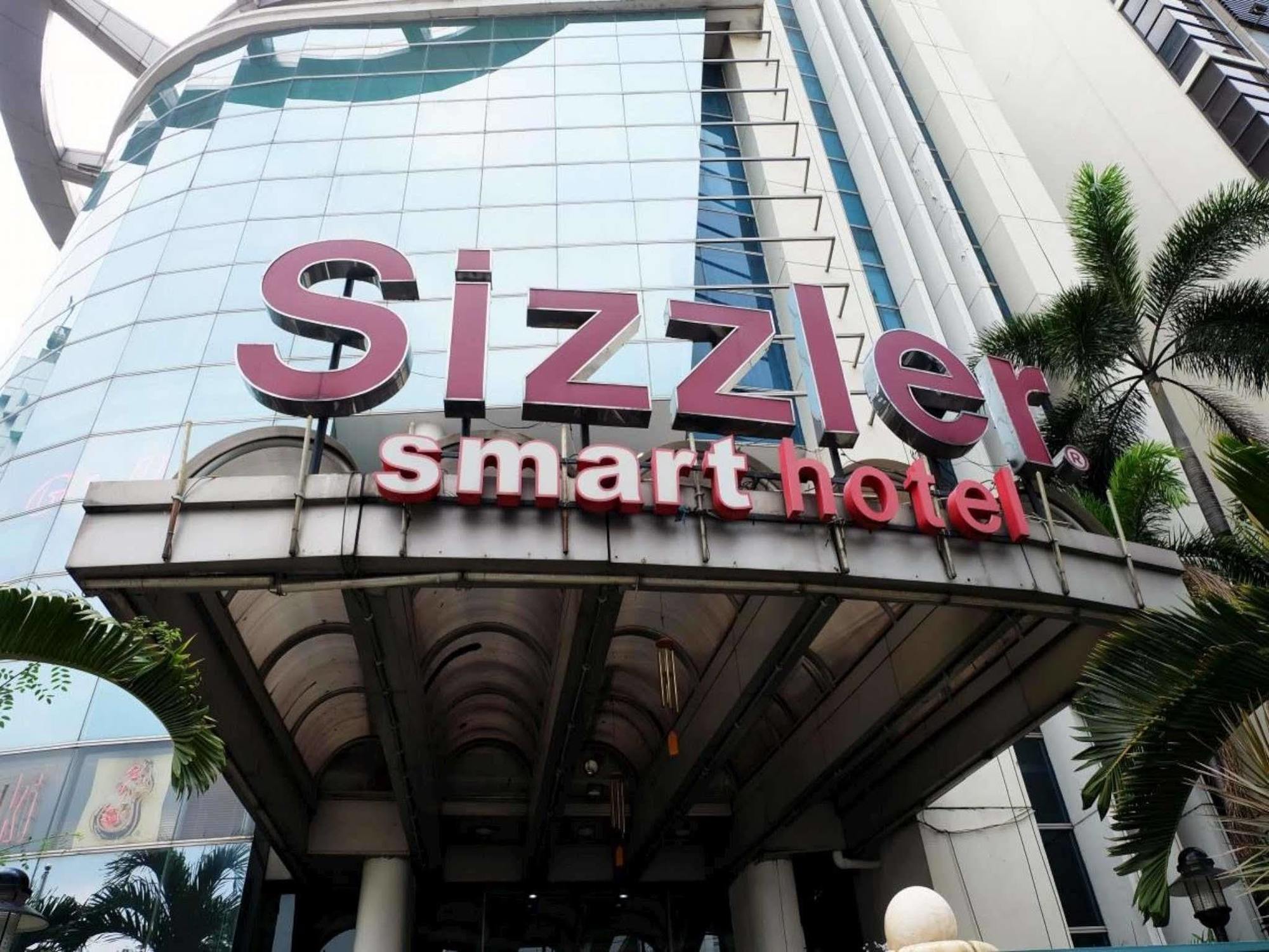 Smart Hotel Thamrin Jakarta Bagian luar foto